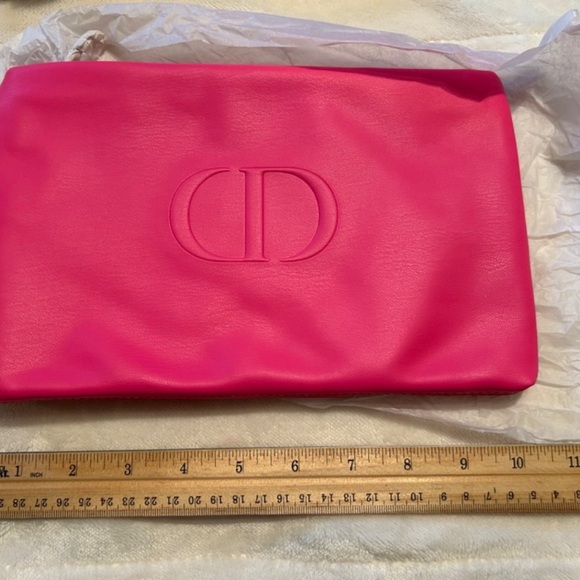 Dior White and Gold Gift Card - Picture 3 of 9